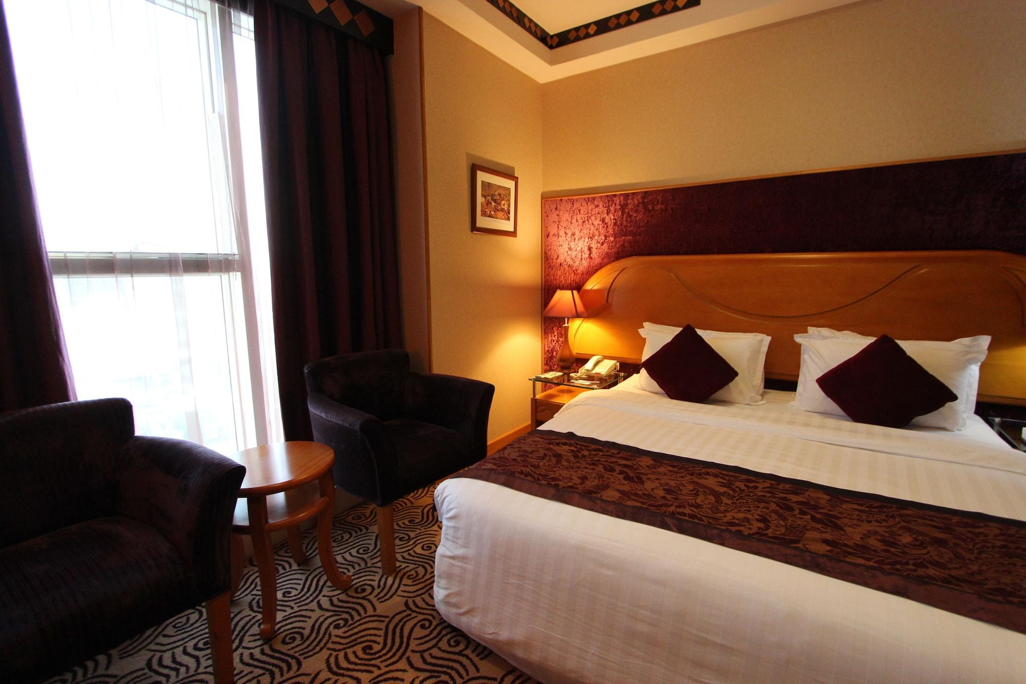 Awaliv International Hotel Táif Exteriér fotografie A room at the hotel