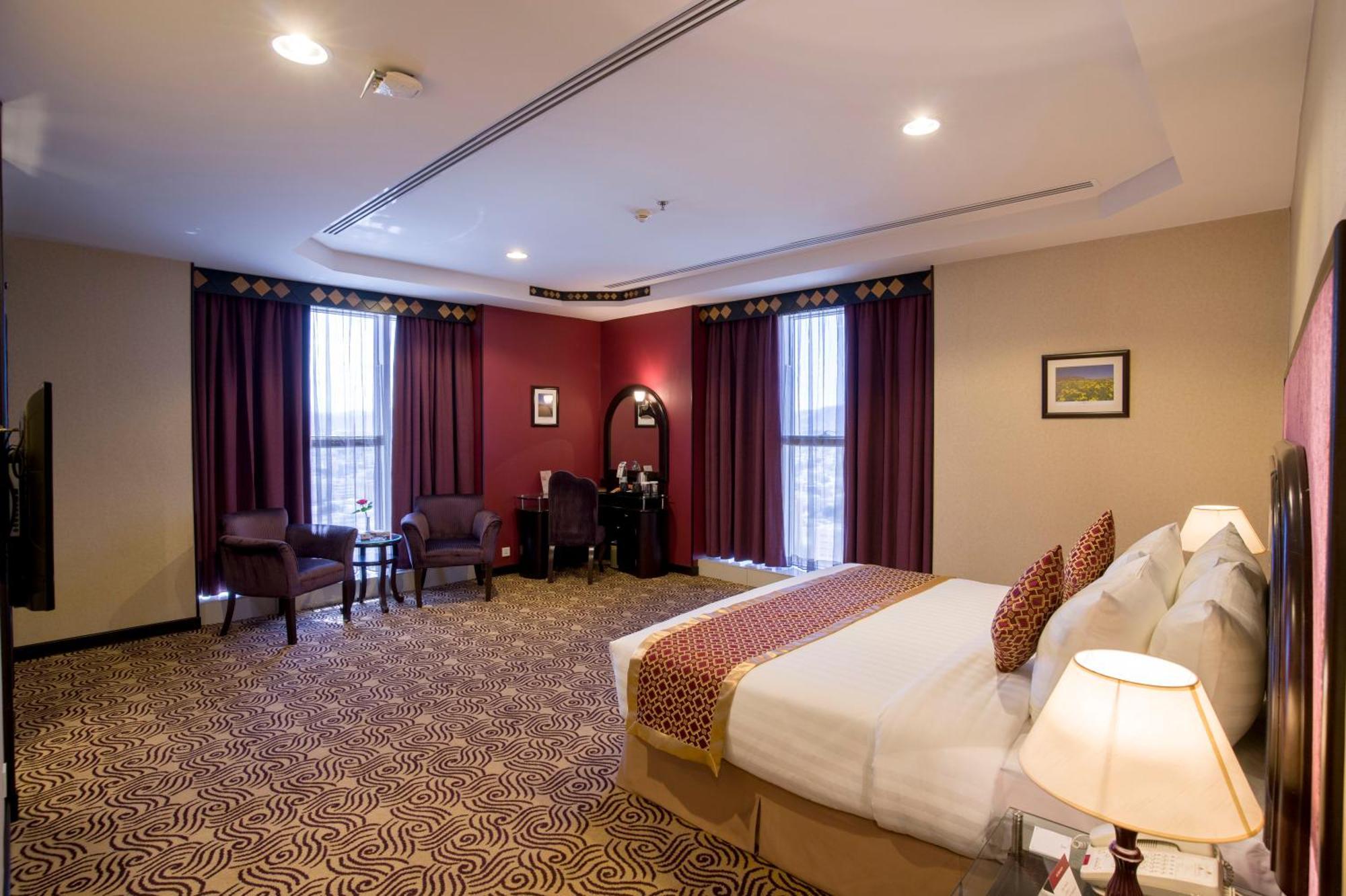 Awaliv International Hotel Táif Pokoj fotografie A suite at the hotel