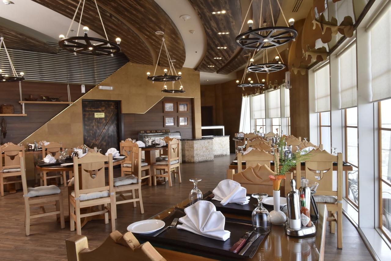 Awaliv International Hotel Táif Exteriér fotografie The restaurant